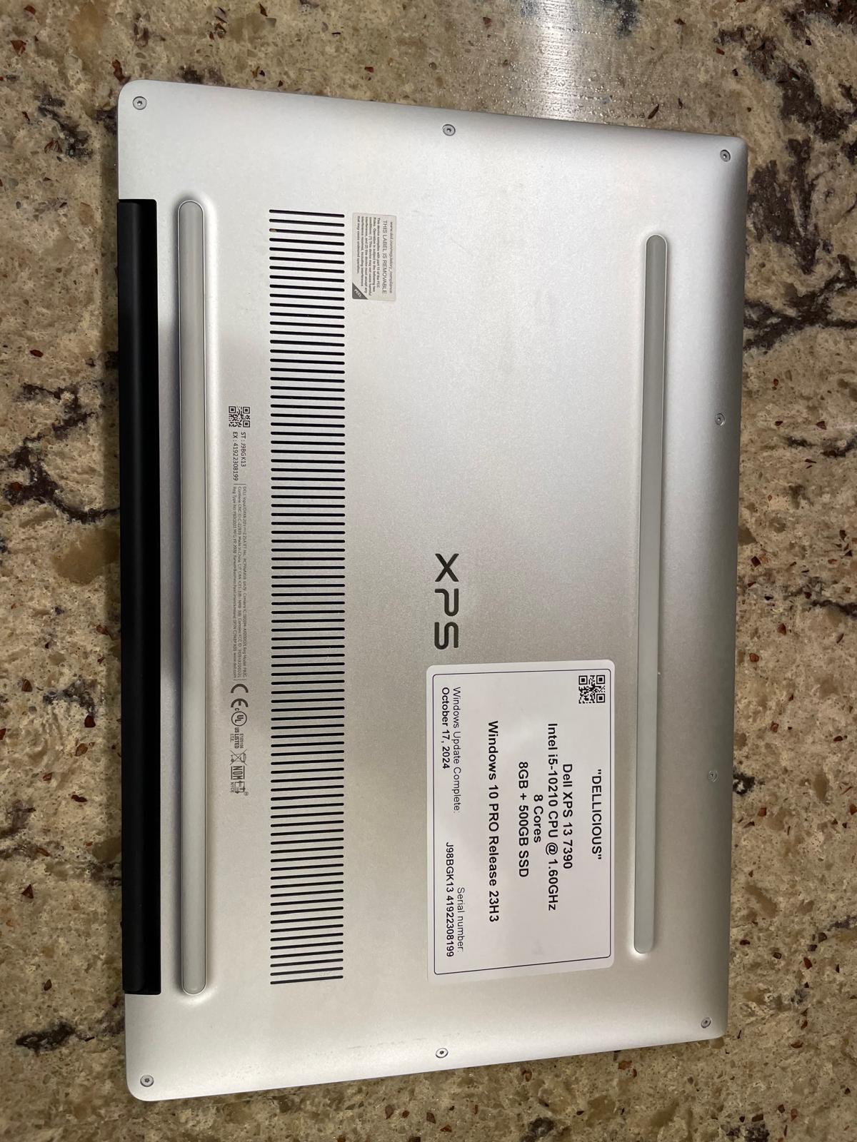 Dell XPS 13 7390 13.3" (256GB SSD, Intel Core i5-10210U, 1.60GHz, 8GB RAM)