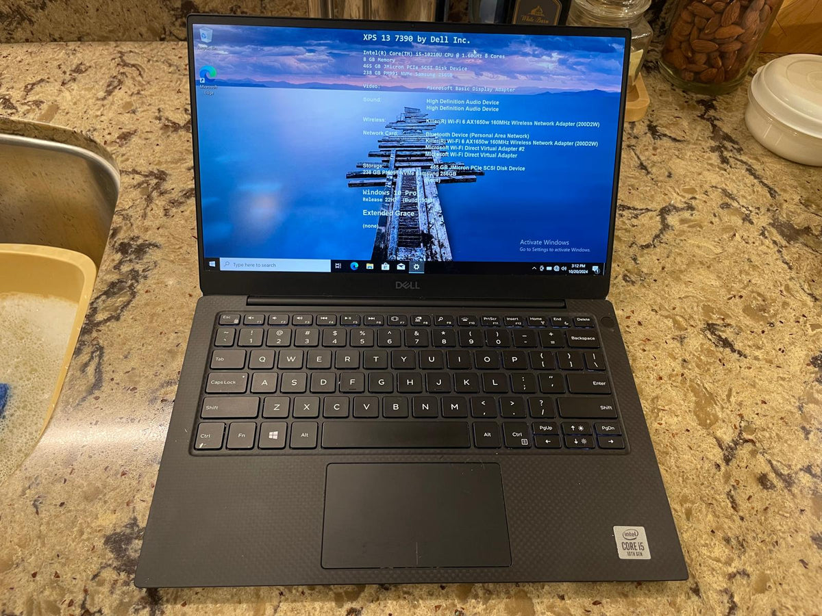 Dell XPS 13 7390 13.3" (256GB SSD, Intel Core i5-10210U, 1.60GHz, 8GB RAM)